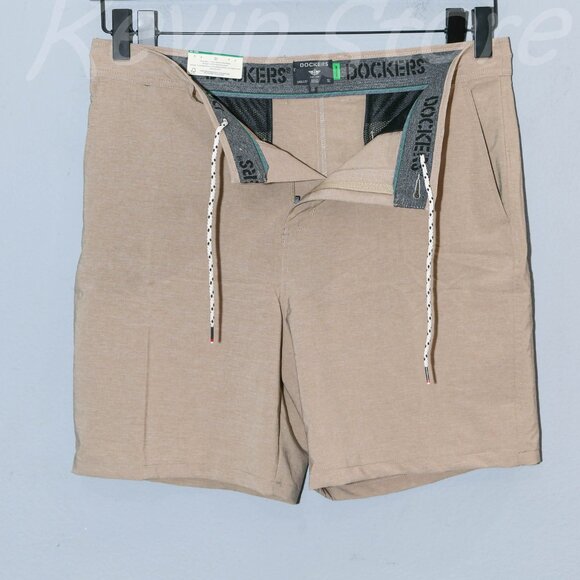DOCKERS MEN HYBRID SHORT - Picture 5 of 7